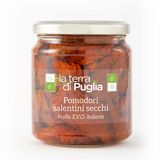 Sun-dried tomatoes in oil